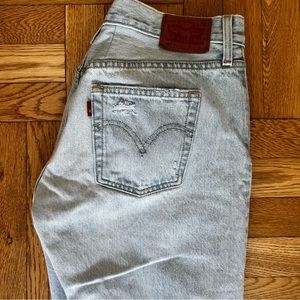 Women’s Levi’s 501s